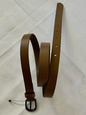 Martina Mori Brown Leather Belt Made in Italy. Women’s OS - 41” NWOT.